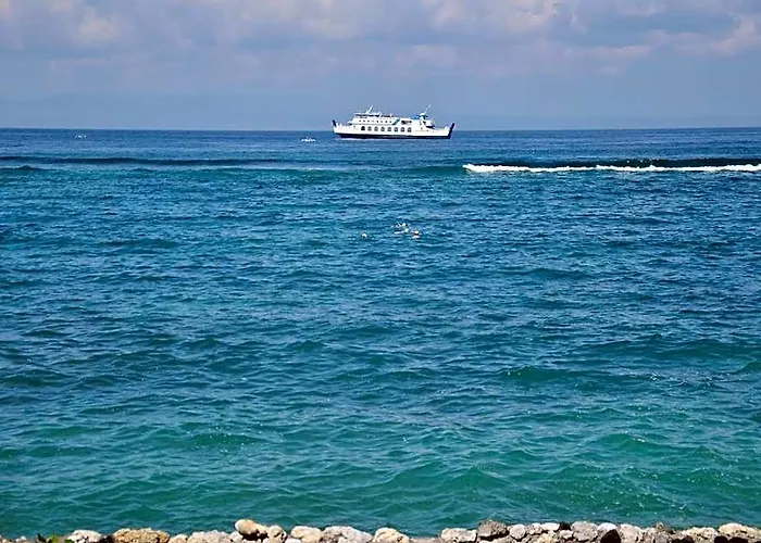 Crystal Bali